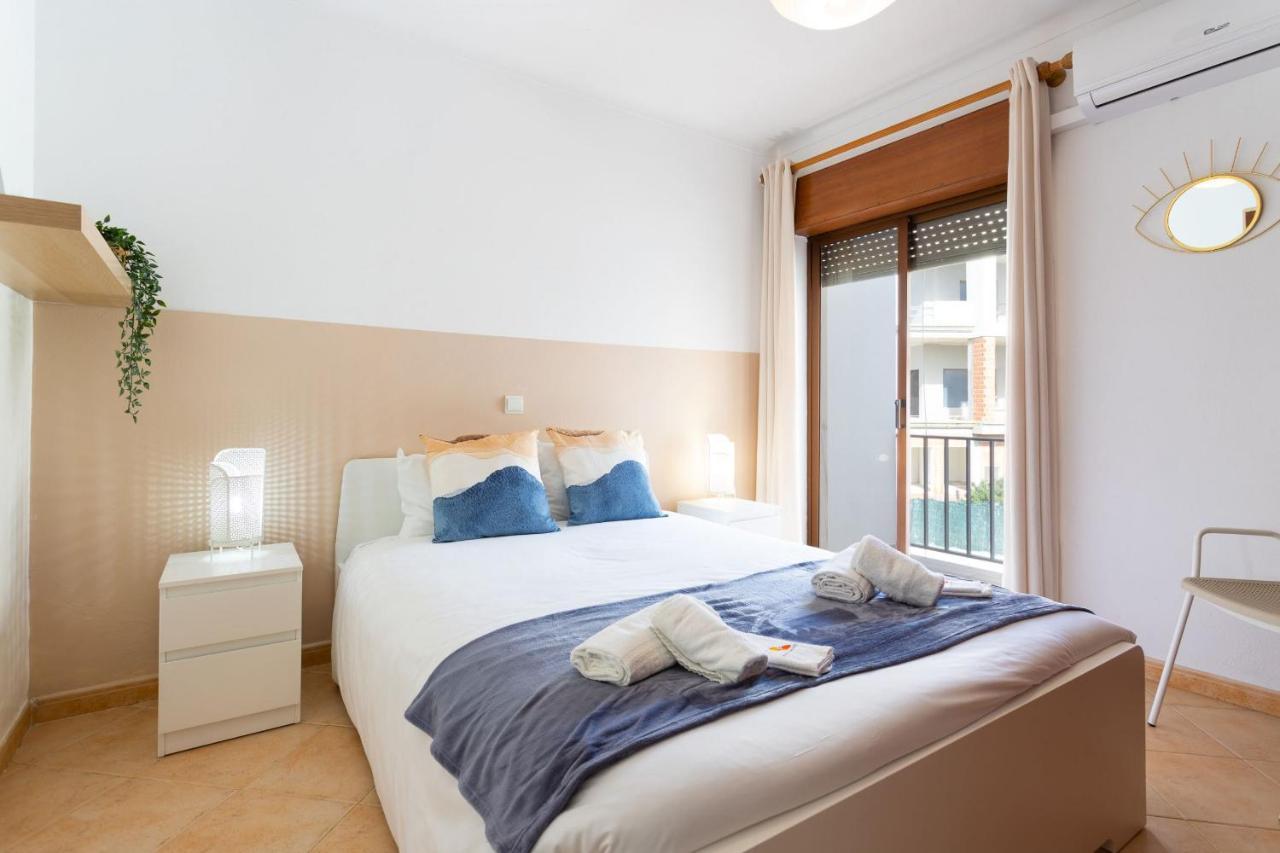 #114 T2 Foxy H By Home Holidays 알부페이라 외부 사진
